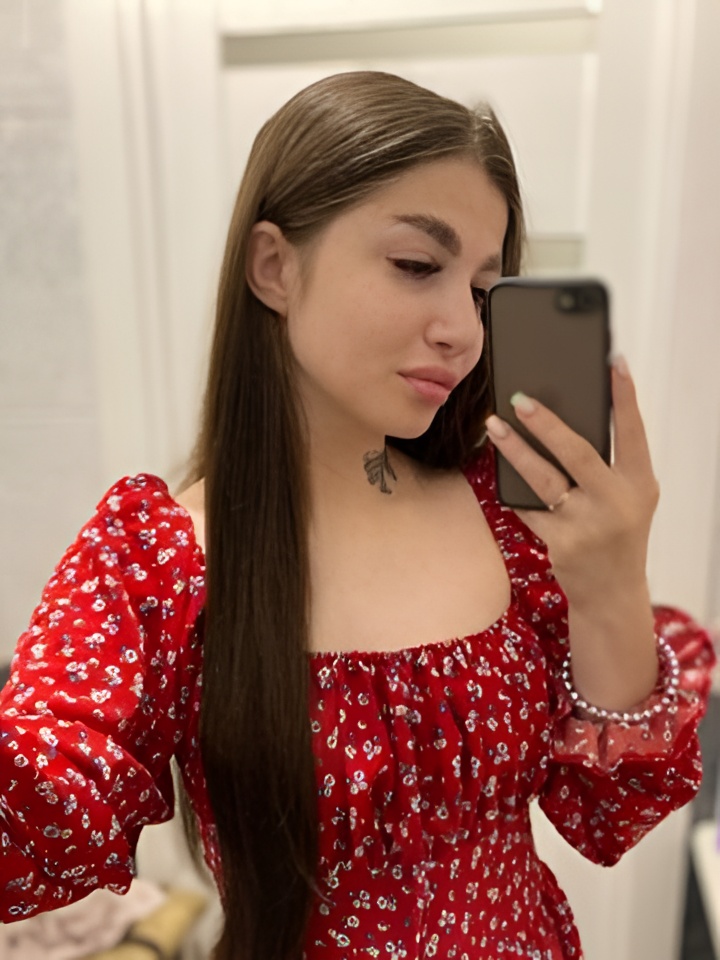 Рада привлекальеная девушка из Смоленска цена от 5000 руб