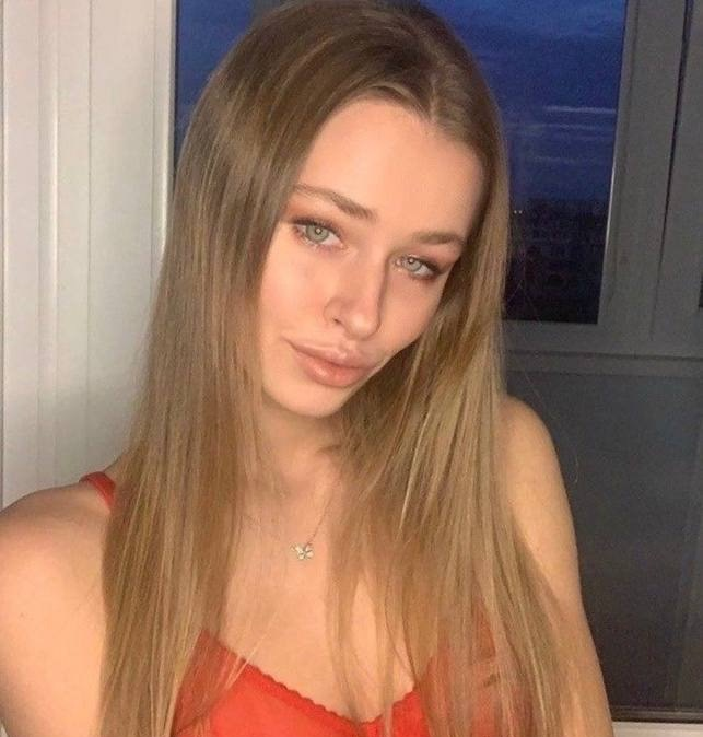 Лада привлекальеная девушка из Смоленска цена от 3000 руб