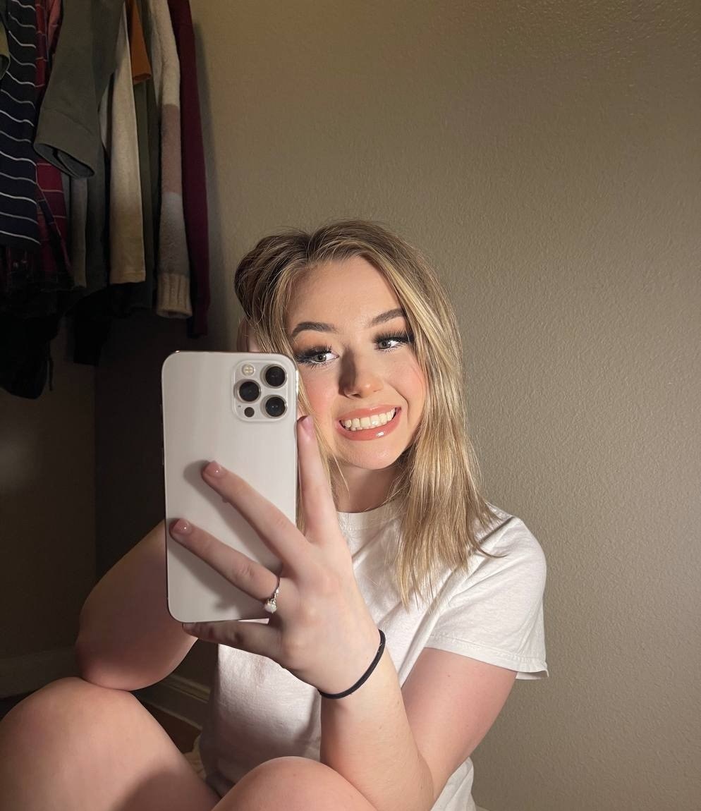 Ника привлекальеная девушка из Смоленска цена от 3000 руб