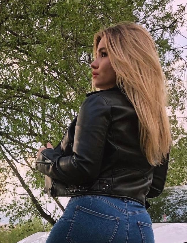 🎥 Рита привлекальеная девушка из Смоленска цена от 4000 руб