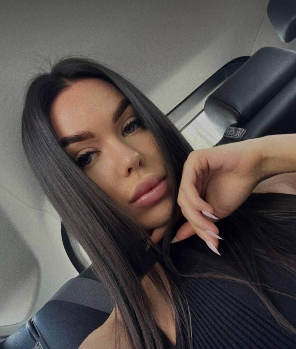 Наташа привлекательная девушка из Смоленска цена от 8000 руб