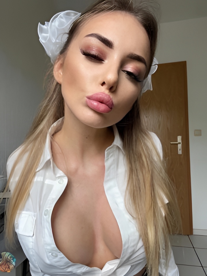 Индивидуалка Ева, доступна для личного знакомства от 3000 руб