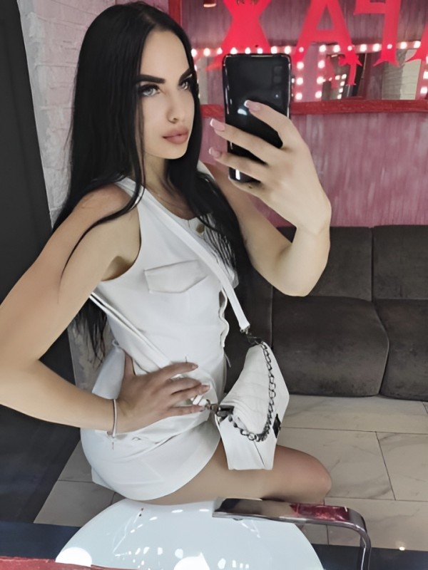 Мелисса привлекательная девушка из Смоленска цена от 4000 руб