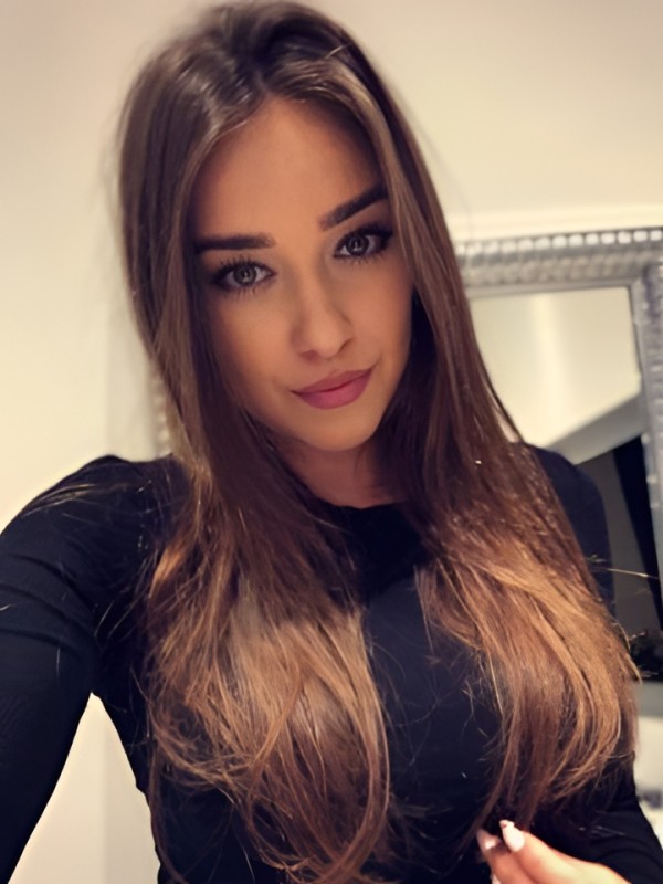 Зита привлекательная девушка из Смоленска цена от 1500 руб